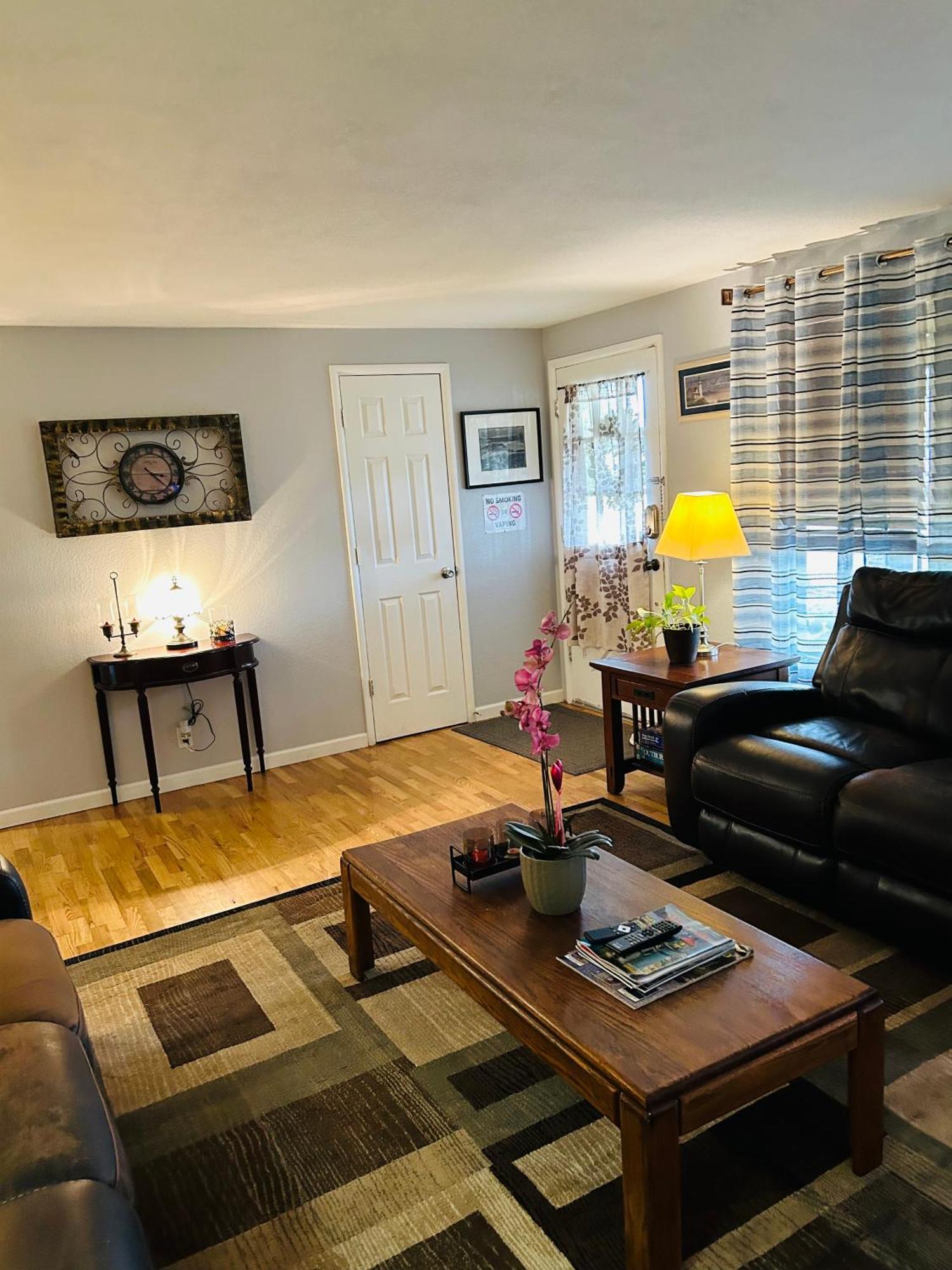 Apartment Emerald 3 Bedroom 1 Bath Eugene